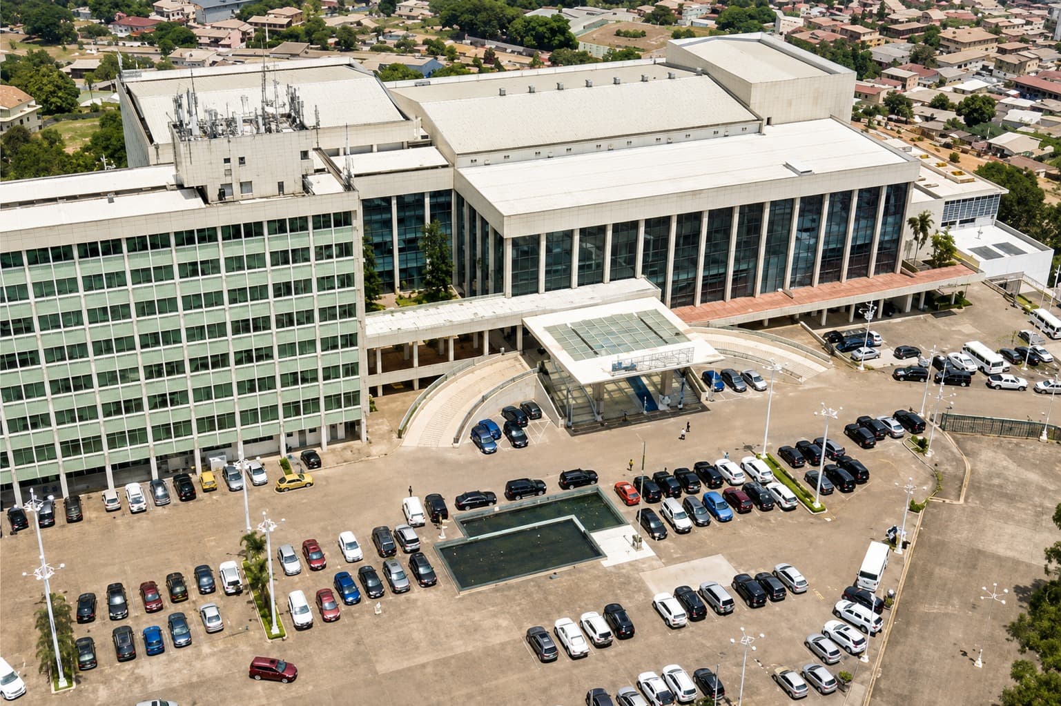 Vue aérienne du Palais des Congrès de Yaoundé